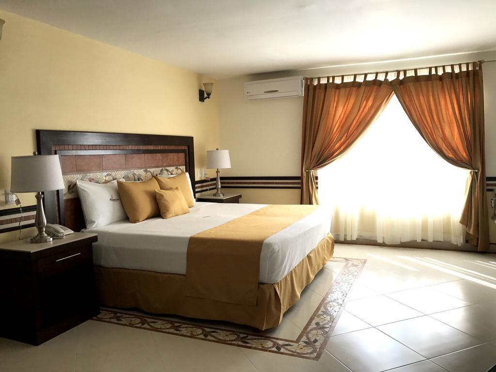 Centro Hotel Villa Las Margaritas Xalapa Exterior photo